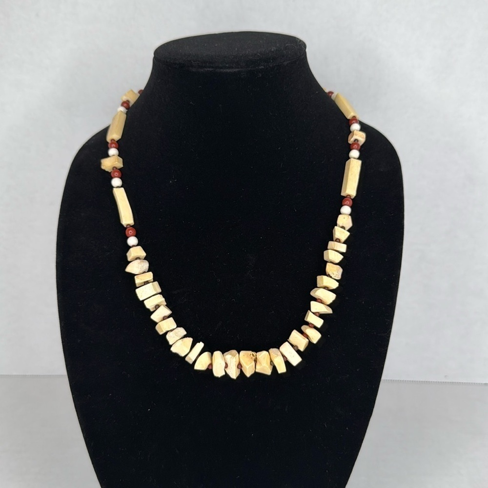 Bohemian Cream and Reddish Brown Beaded Necklace Lot A28